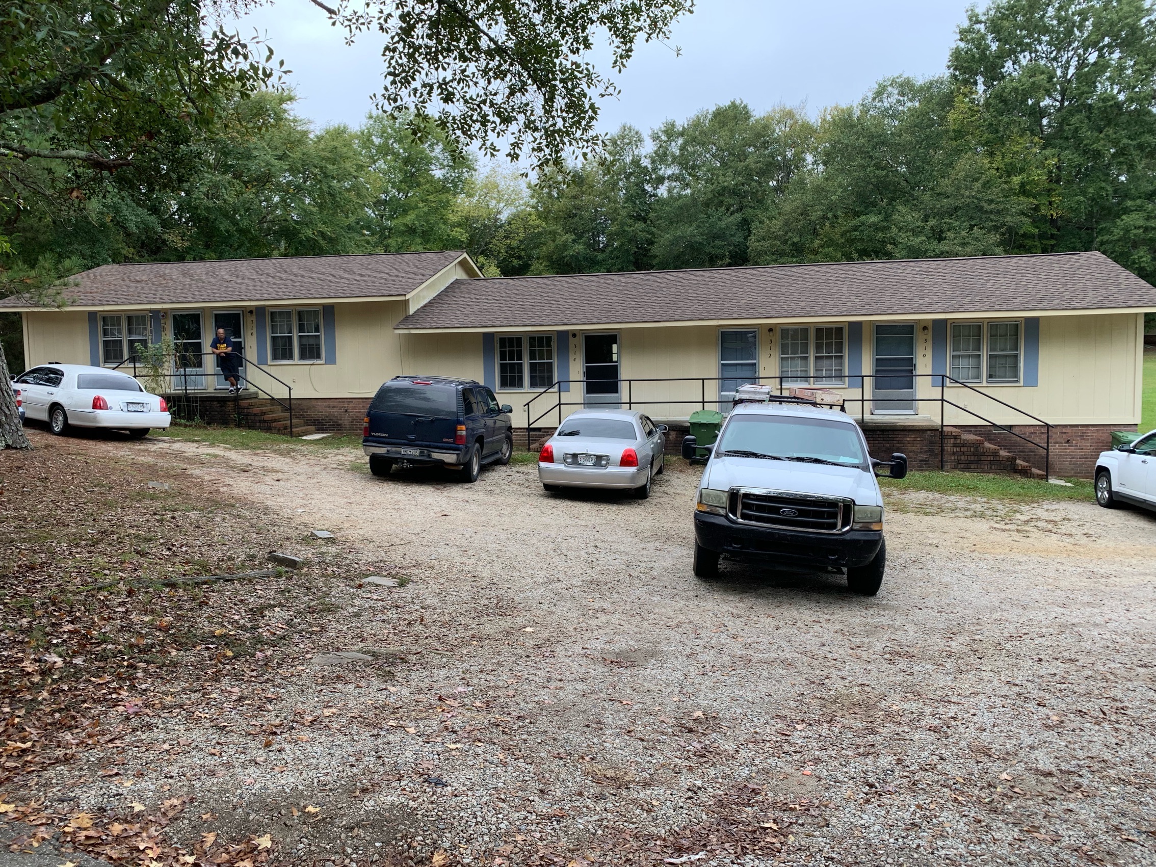 Property thumbnail image